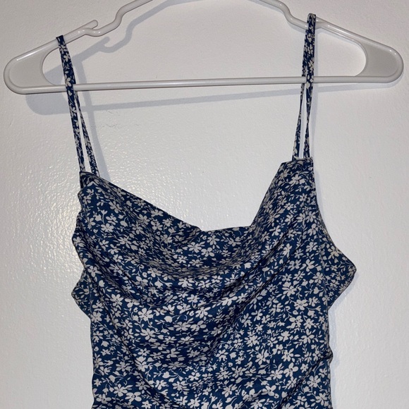 SHEIN Floral Romper - Picture 2 of 4